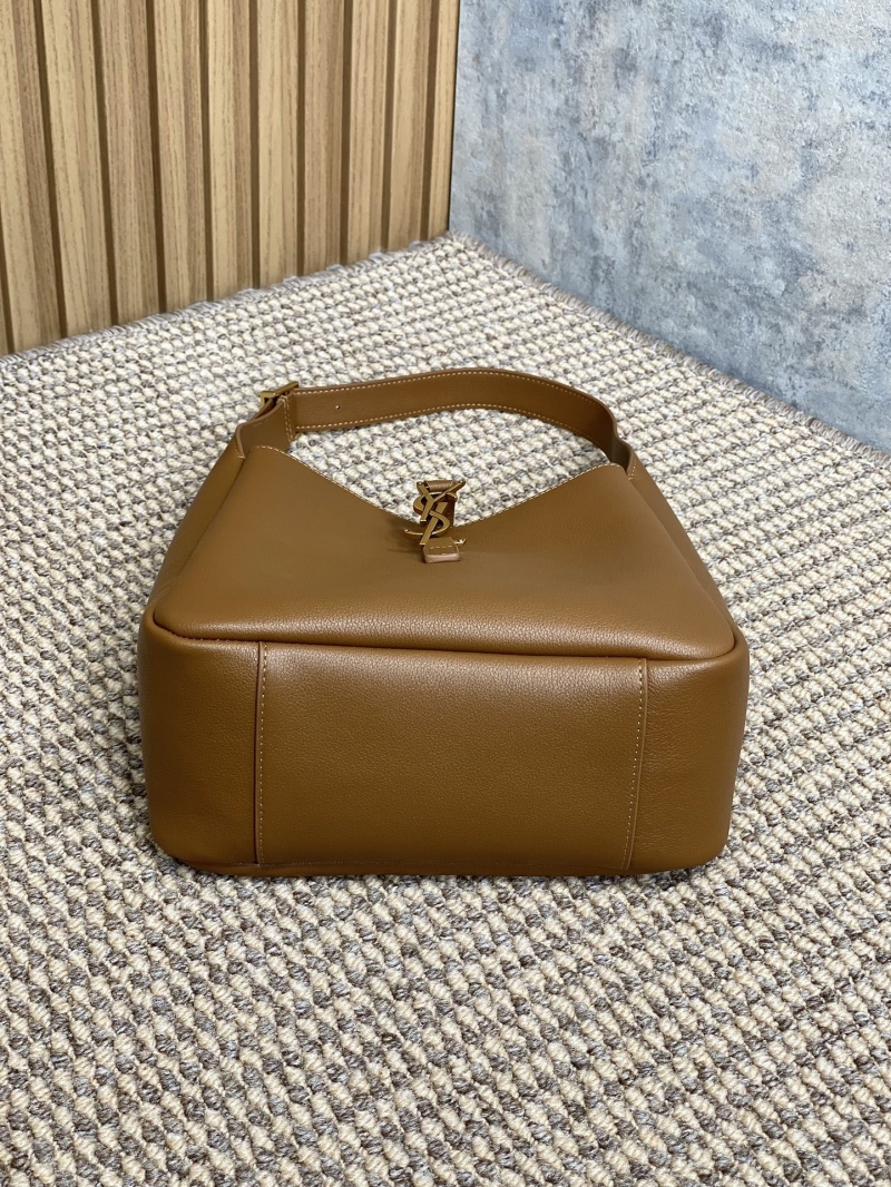 Y51 hobo bags